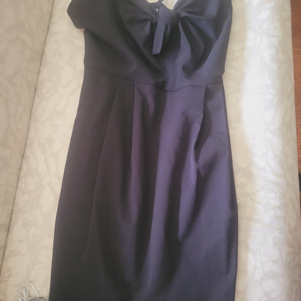 Dress - Picture 2 of 2